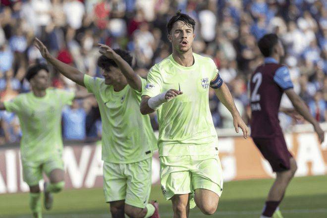 4-1！巴萨U19夺欧冠冠军，为老大哥打样：本赛季加冕青年队3冠王